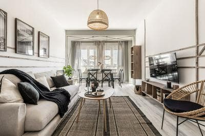 Ariege - 3 Bedrooms and Office in Trafalgar