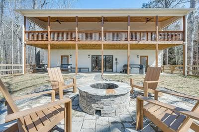 Ellijay Home 4 Mi to Dtwn: Hot Tub & Resort Perks!