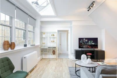 Urban Chic - Dorset street