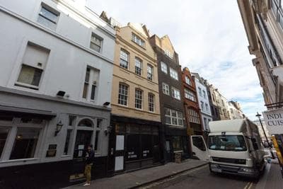 Impeccable 1-bedroom Apartment in London