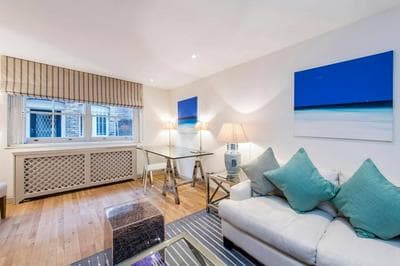Marble Arch 3bed Family Home