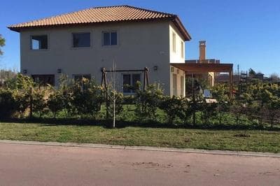 Casa en Garin