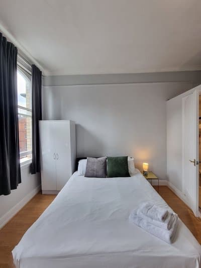 Charming City Studio Room in Near Central London