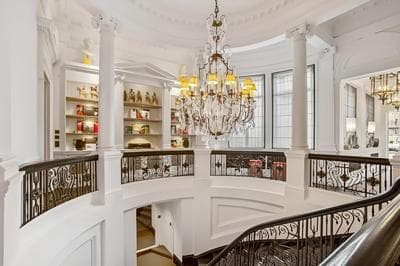 Majestic Property in Knightsbridge