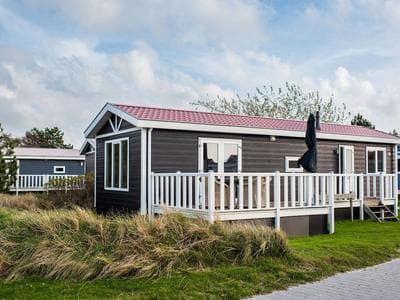 Comfortable Chalet With Dishwasher, Near the Beach