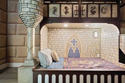 Grand 15-bedroom Villa -magical Themes, Pool & Game Loft, Lakeview