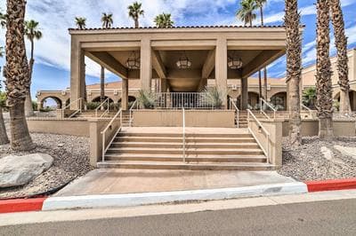 Palm Desert Condo w/ Community Pool + Views!
