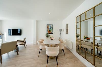 Lords Living -3 bed in Regents Park With Terrace