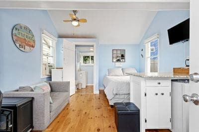 Shore Delight Studio for 2!