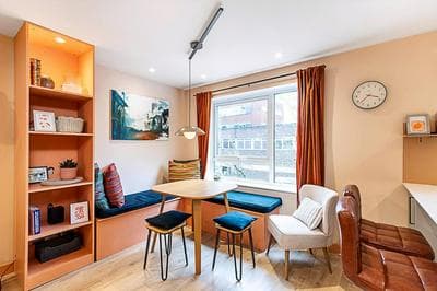 Bright 2-bed Home Near Putney Riverside