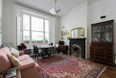 Clanricarde Gardens II by Onefinestay