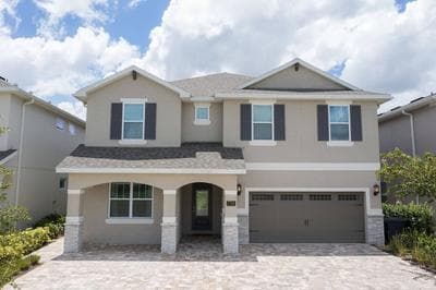 Gorgeous 8 Bedroom Single Home With Private Pool -ec7724