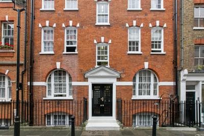 Eson2 - 1 bedroom flat next to Oxford Street