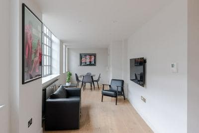 Dolls House - Farringdon - by Frankie Says