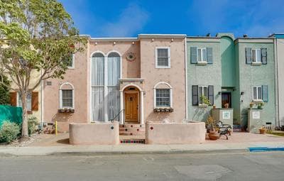 Dreamy Catalina Island Home, Walk to Beach & Ferry
