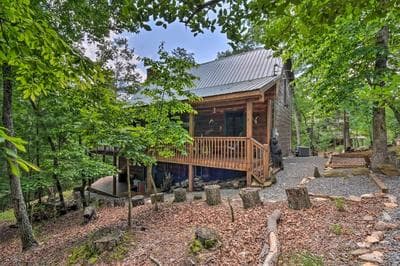 Dreamy Ellijay Resort Cabin w/ Game Room & Decks!