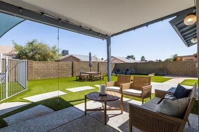 Glendale Keim 4 Bedroom Home by RedAwning