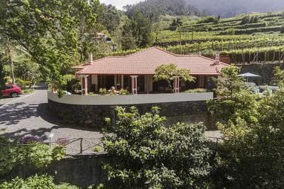 Casa do Lanço II by An Island Apart