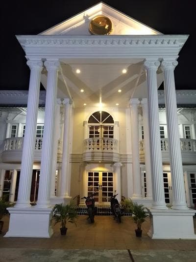 Baan Sai Thong Hotel