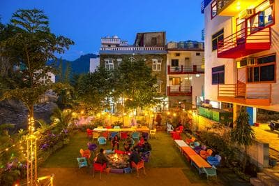 goSTOPS Rishikesh Tapovan - Hostel