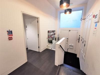 Spacious Double Room with en-suite - 2c