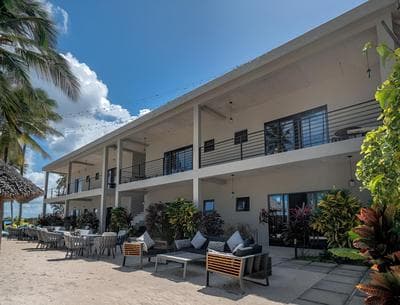 V HOTEL IN PAJE