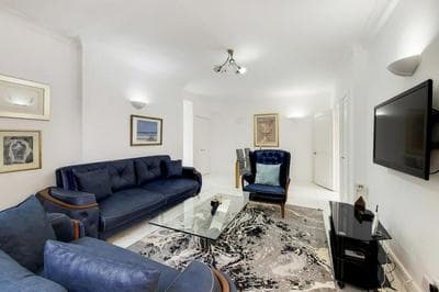 Bright Spacious Apartment Opposite Harrods