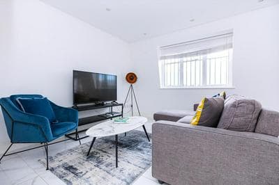 Stylish Three-bed Flat in Marylebone