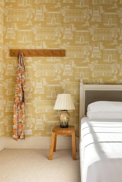 Canonbury Park North II by Onefinestay