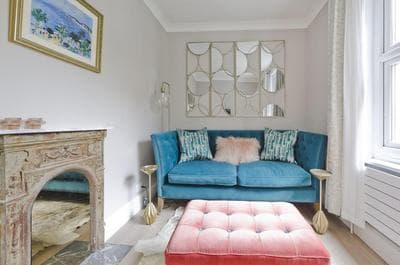 Sweet Modern 1 bed House in Shepherds Bush w Parking