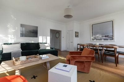 St Stephen's Gardens VII by Onefinestay