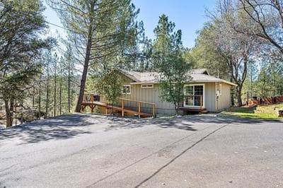 Lake View Oasis - Pet-Friendly Home with 2 Decks by Yosemite Region Resorts