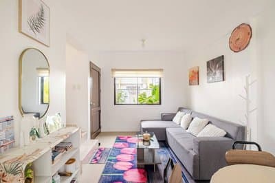 Charming Iloilo City House With Garden View