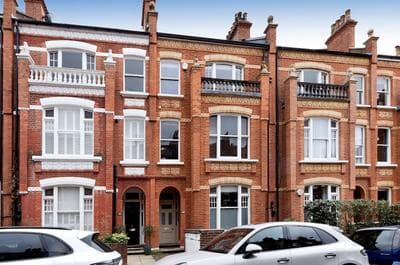 1-bed Flat With Private Terrace Fulham