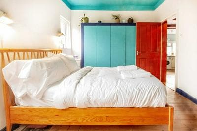 Tranquil Catford Retreat: Sleeps 4, With Garden