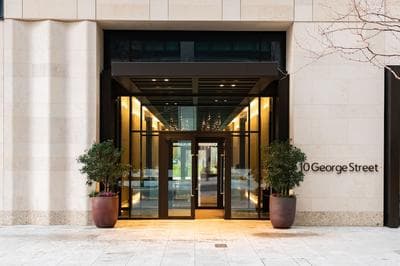 Immaculate New Studio Apartment in Canary Wharf