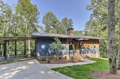 Ellijay Cabin Escape: Hot Tub & Fire Pit!