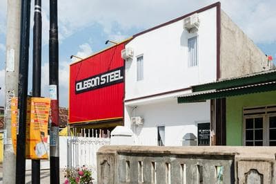 OYO 3695 33 Avenue