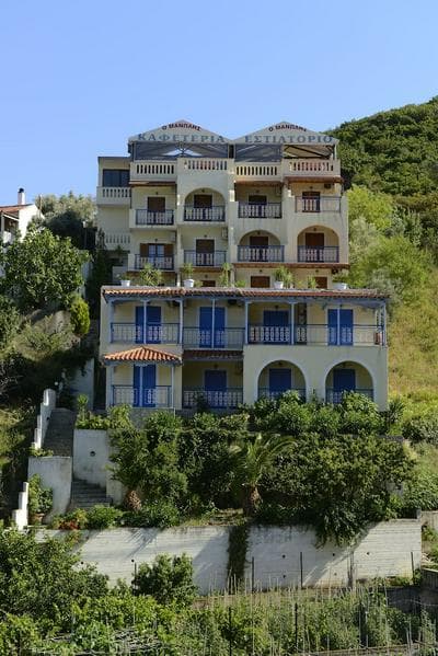 Agnanti Hotel