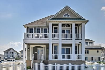 Idyllic Oceanfront Home on Atlantic City Boardwalk