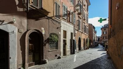 Rental in Rome Scala Studio