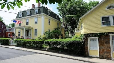 Yankee Peddler Inn