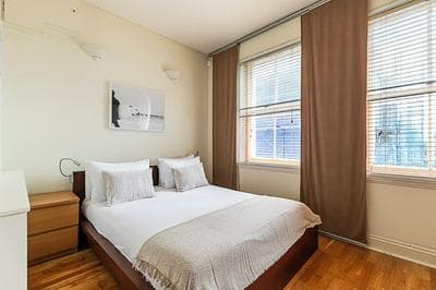 Charming One-bedroom Gem in Earls Court
