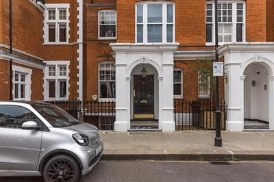 Eson2 - The South Kensington Loft