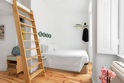 Altido Central Studio Near St. George Castle