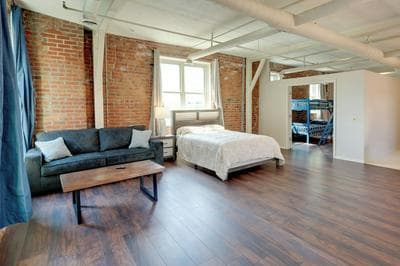 Explore Old Market: Convenient Omaha Condo