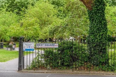 Charming 2-bed House in London