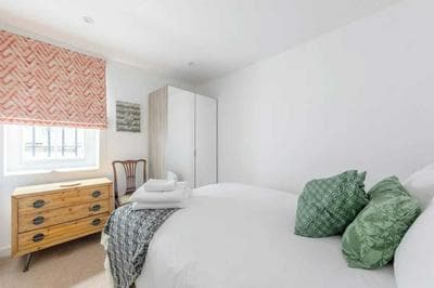 Beautifully Refurbished 2BD Flat- Clapham