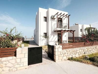 Attractive Villa in Latsimas With Garden and BBQ