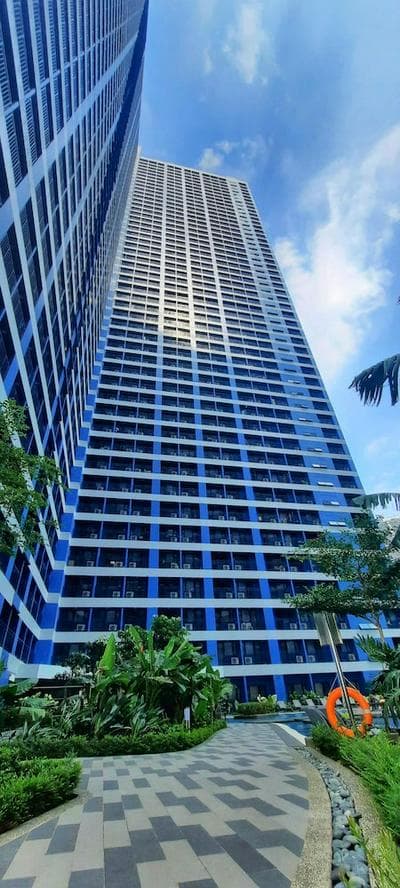 CitySkyline View 53F-Air Residences
